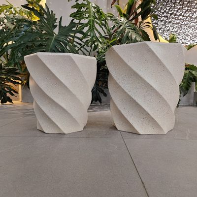 주문 강화 된 식물 냄비 가공 된 크림 색의 점토 및 섬유 화초 가옥 장식 online manufacture