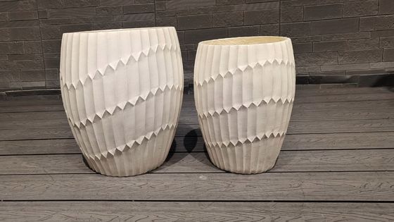 주문 부드러운 표면 과 배수구멍 을 가진 독특한 디자인 섬유 점토 배식기 online manufacture