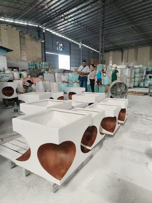 백색 직사각형 하트 모양 컷아웃 섬유 점토 화분 균열 방지